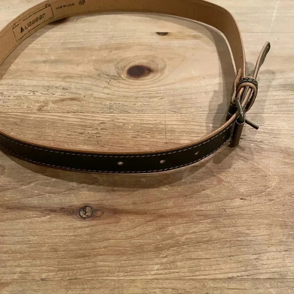 NWOT Liz Claiborne Womens belt blue cream stitching size 8 petite - Picture 7 of 8